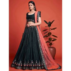 Lehenga Choli de Georgette con Lentejuelas Verdes y Estampado Plisado, Talla Grande - Product Image 5