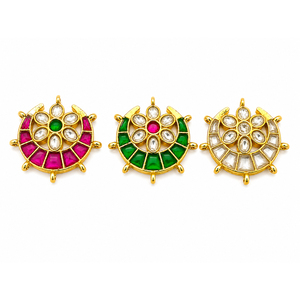 Dijes de Flor de Latón Chapado en Oro con Piedras, Estilo Étnico, Colgantes Unisex para Bodas, Accesorios para Hacer Joyería DIY - Product Image 1