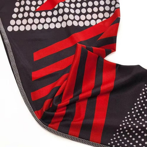 Chemise de compression à manches longues pour homme, personnalisée, pour MMA - Vêtements de sport respirants et à séchage rapide de haute qualité - Product Image 3