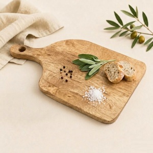 Planche à découper en bois d'acacia artisanale de qualité supérieure, robuste et durable, avec poignée, pour légumes et fruits - Product Image 5