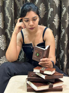 Nuevos diarios de bloqueo de cierre de cuero tallados a mano con piedra semipreciosa Boho tradicional Vintage diario de viaje con bloqueo de cuero - Product Image 6