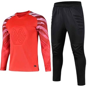 Uniforme de Fútbol Personalizado con Logotipo, de Alta Resistencia, Antiolor, Absorbente de Humedad, Amortiguador de Impactos, de Secado Rápido, Cómodo y Elástico - Product Image 1