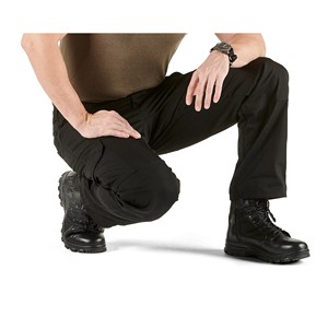 Pantalon cargo pour homme de qualité supérieure, léger, abordable, entièrement personnalisable, anti-plis, avec des designs tendance - Product Image 4