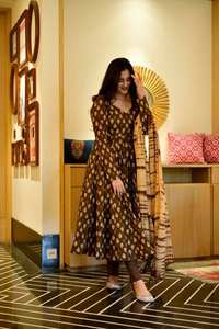 LUNCHING NEW DESIGNER FORMAL PARTY WEAR 2-COLOUR KURTA/<b>KURTI</b> FABRIC SILK SATIN with DIGITAL PRINT SLEEVES - Product Image 2