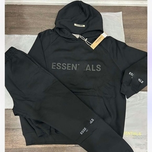 Conjunto de Sudadera con Capucha para Hombre Essentials, Negro, Corte Regular, Transpirable, Felpa Francesa, Chándal Informal para Otoño - Product Image 1