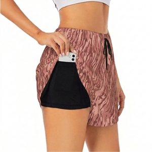 Falda pantalón deportiva con estampado animal para mujer, con bolsillos, de secado rápido, cintura media y diseño con cordón. - Product Image 1