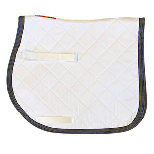 Selle de cheval en tissu satiné de luxe, douce et confortable, best-seller, vente en gros, fabrication sur mesure pour équipement d'équitation haut de gamme - Product Image 1