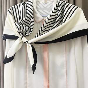 Écharpes en soie personnalisées imprimées pour événements, grande taille, haute qualité, printemps été automne, soie polyester satin, écharpe pour femme - Product Image 5