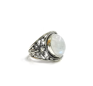Anillo de Piedra Lunar Estilo Vintage, 6.5 Gramos de Peso, Plata de Ley 925, Joyería de Filigrana Oxidada, Venta al por Mayor - Product Image 2