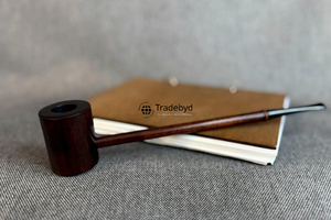 Pipa de Tabaco de Madera Tradicional Hecha a Mano, Madera Natural, Estilo Moderno, Técnica de Lacado Ecológica por Tradebyd - Product Image 6