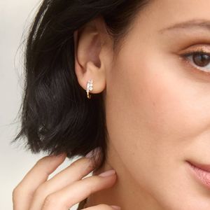 Pendientes de Aro con Diamantes de 0.5 CTW, Corte Baguette y Redondo, Diamantes Cultivados en Laboratorio en Oro Blanco - Product Image 4
