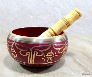 Cuenco tibetano antiguo color granate con relieve o martillado de colores para la salud y un sonido mágico - Product Image 5