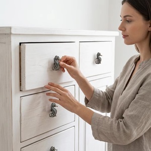 Poignée de meuble en fonte Ba Seahorse, design industriel, écologique, installation facile, pour armoire, maison, bureau, appartement - Product Image 2