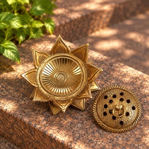 Brûleur d'encens Lotus en laiton de qualité supérieure Kraft World, fait main, style chinois religieux, diffuseur d'aromathérapie décoratif toutes saisons - Product Image 3