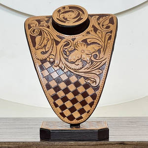 Présentoir à bijoux en cuir floral et à carreaux, fait main, prix de gros, buste de présentation élégant pour colliers, support à bijoux - Product Image 4