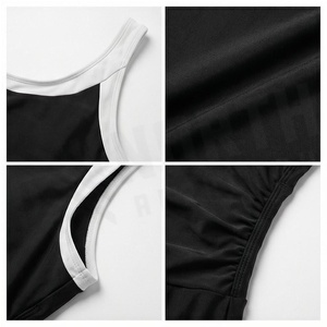 Ensemble de yoga 2 pièces imprimé papillon bleu avec finition dorée, body à col en V profond et jupe portefeuille longueur genou - Product Image 4