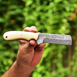 Cuchillo de caza UA Supplies de acero de Damasco con espiga recta, mango de hueso de camello y patrón de gota de lluvia, estilo vaquero occidental para camping - Product Image 5