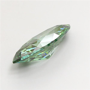 Diamant vert de 1 carat, taille marquise, exquis |   Diamant rare de couleur fantaisie brillant et non monté pour des créations de bijoux de luxe sur mesure - Product Image 5