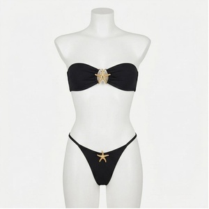 ชุดบิกินี่สีดำแบบ Bandeau พร้อมตกแต่งปลาดาวสีทอง กางเกงในทรง Thong ชุดว่ายน้ำสำหรับผู้หญิง - Product Image 1