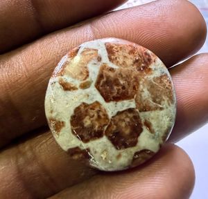 หินปูนแกรนเนตธรรมชาติเกรด AAA ขนาดสั่งทำได้ พลอยเม็ดเดี่ยวคุณภาพสูง 100% สำหรับการทำเครื่องประดับที่มีเอกลักษณ์ - Product Image 3