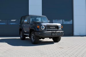 Toyota Land Cruiser 71 LX-Z Hardtop 2.8 D-4D 2024 – SUV Todoterreno 4x4 Disponible Ahora - Product Image 1
