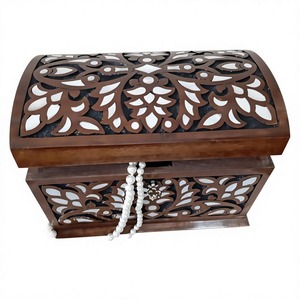 Boîte de rangement pour bijoux MOP de qualité export, élégante et faite à la main, pour bagues, boucles d'oreilles, colliers, bracelets, en vente - Product Image 5