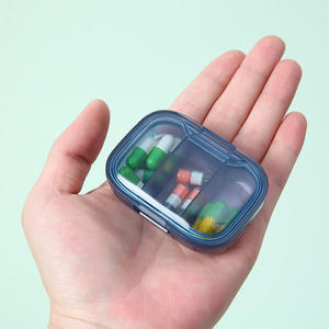 Boîte de rangement compacte en plastique pour pilules avec 3 compartiments pour l'organisation quotidienne des médicaments - Product Image 5