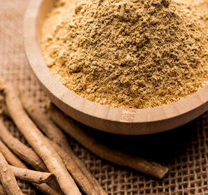 Poudre d'Ashwagandha pure à base de plantes, extrait de racine de Withania Somnifera en poudre pour complément ayurvédique, fournisseur en gros OEM - Product Image 1