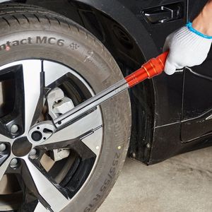 Kit de Herramientas para Reparación de Automóviles, Llave Dinamométrica Mecánica de Doble Rango con Adaptadores y Barra de Extensión - Product Image 4