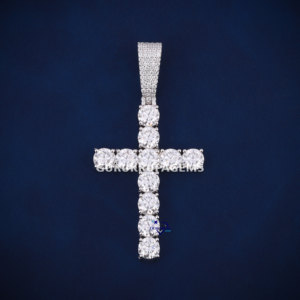 Colgante personalizado de moissanita con claridad VVS, listo para enviar, para hombre y mujer, colgante de la mejor calidad, probado con el detector de diamantes. - Product Image 1