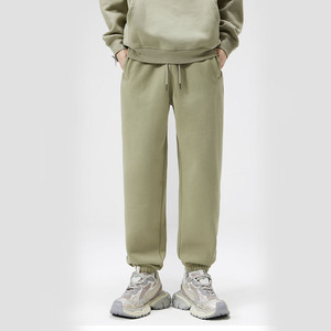 Pantalones deportivos negros lisos para hombre, de pierna ancha, holgados, de felpa, con cintura elástica, pantalones casuales lisos, OEM - Product Image 3