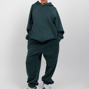 ชุดวอร์มผู้หญิงคุณภาพสูง ผ้าฟลีซบุซับใน ผ้าฝ้ายผสมโพลีเอสเตอร์ อุ่นสบาย ทรงหลวม เสื้อฮู้ด กางเกงจ็อกเกอร์ ชุดกีฬา ชุดลำลองใส่สบาย - Product Image 3