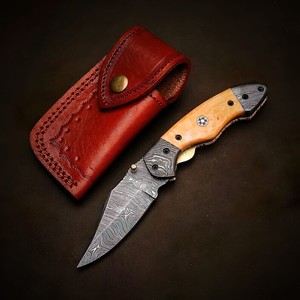 Cuchillo de bolsillo plegable de acero de Damasco hecho a mano, personalizado, de bajo precio, con mango de hueso, para exteriores, nuevo, para camping - Product Image 1