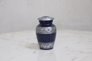 Urna Funeraria Miniatura Hecha a Mano, Personalizada con Esmalte Impreso, Ecológica, Duradera, Decorativa, para Guardar Cenizas de Mascotas, Ataúd Americano - Product Image 4