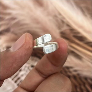 Nouveautés : Bague ouverte ajustable en argent sterling 925, empilable, délicate, style bohème, bijoux célestes, cadeaux de fiançailles pour femmes et jeunes filles - Product Image 5