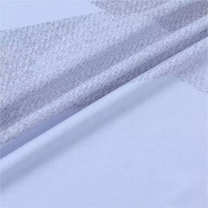 Camiseta deportiva de talla grande para hombre, proveedor directo de fábrica, secado rápido, diseño de logotipo personalizado, tela transpirable cómoda - Product Image 3