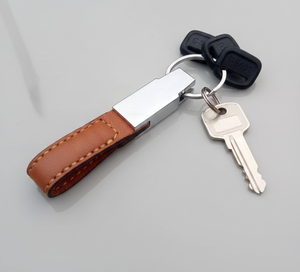 Porte-clés en cuir avec fermoir en métal durable pour hommes et femmes - Product Image 3