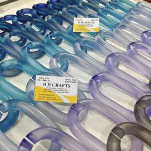 Chaîne en résine transparente et colorée pour décoration murale, maillons de chaîne tendance, belles chaînes colorées amovibles pour le Nouvel An - Product Image 1