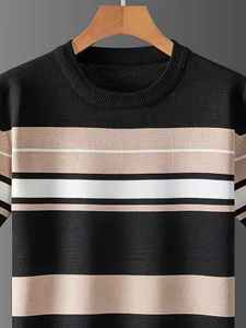 เสื้อยืดผู้ชายแฟชั่นใหม่ปี 2026 ขายส่ง ผ้าฝ้าย 100% สวมใส่สบาย ระบายอากาศได้ดี เหมาะสำหรับฤดูร้อน รับผลิตแบบ OEM/ODM ปรับแต่งได้ ทรงหลวม ลายเรียบ - Product Image 6