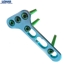 Ensemble professionnel de 12 plaques en T obliques en titane de qualité supérieure (3,5 mm) avec 50 vis LCP pour usage vétérinaire. - Product Image 3