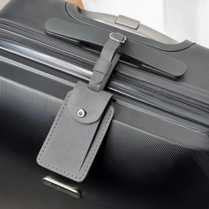 Étiquettes de bagage de luxe personnalisées en cuir véritable avec rabat de confidentialité, étiquettes de nom pour valise, promotion en gros LMP-0245 - Product Image 1