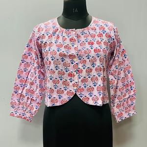 เสื้อกล้ามผู้หญิงลายดอกไม้ ผ้าฝ้าย รักษ์โลก สไตล์ญี่ปุ่น งานแฮนด์เมด ลายชนเผ่า คอวี แขนสั้น ติดกระดุมด้านหน้า มีโลโก้ด้านหน้า - Product Image 1