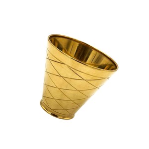 Taza de Latón con Diseño Artesanal de Lujo Premium (8x7.5cm). Elegante y Duradero para Hoteles/Restaurantes. Artesanía tailandesa de alta calidad. - Product Image 2