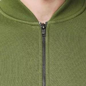 Chaqueta Varsity Unisex Personalizable de Lana Transpirable con Cuello Alto y Logotipo Frontal, Servicio OEM al por Mayor, Lista para Invierno - Product Image 5