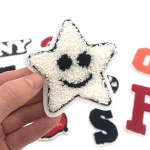 Patch brodé Fashion Wolf thermocollant pour chapeaux, sacs à dos, vestes, casquettes, décoration de vêtements d'extérieur DIY, vente en gros - Product Image 1