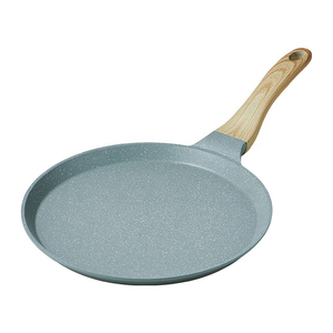Poêle antiadhésive résistante aux rayures avec poignée froide au toucher, idéale pour les besoins quotidiens de cuisson à la maison. - Product Image 1