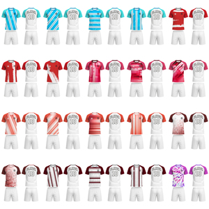 Kit da Calcio Personalizzabile a Prezzo di Fabbrica, Design Retrò in Poliestere Elasticizzato ad Asciugatura Rapida per Squadre Amatoriali - Product Image 2