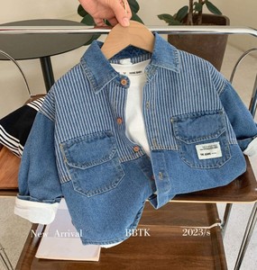 Camisa vaquera a rayas para niños, manga larga, informal, con cuello vuelto y bolsillos, lavada, de corte holgado, manga completa - Product Image 4