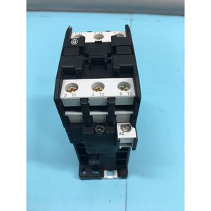 Contactor KLOCKNER MOELLER DIL0M-G 24VDC, 0610482 - Equipo y Piezas de Semiconductores de Confianza de Marca Global - Product Image 3