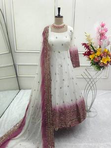 Traje Anarkali de Seda Blanca con Relieve para Mujer, Largo Regular, con Dupatta Rosa, Ropa Tradicional India y Pakistaní para Bodas, de Secado Rápido - Product Image 6